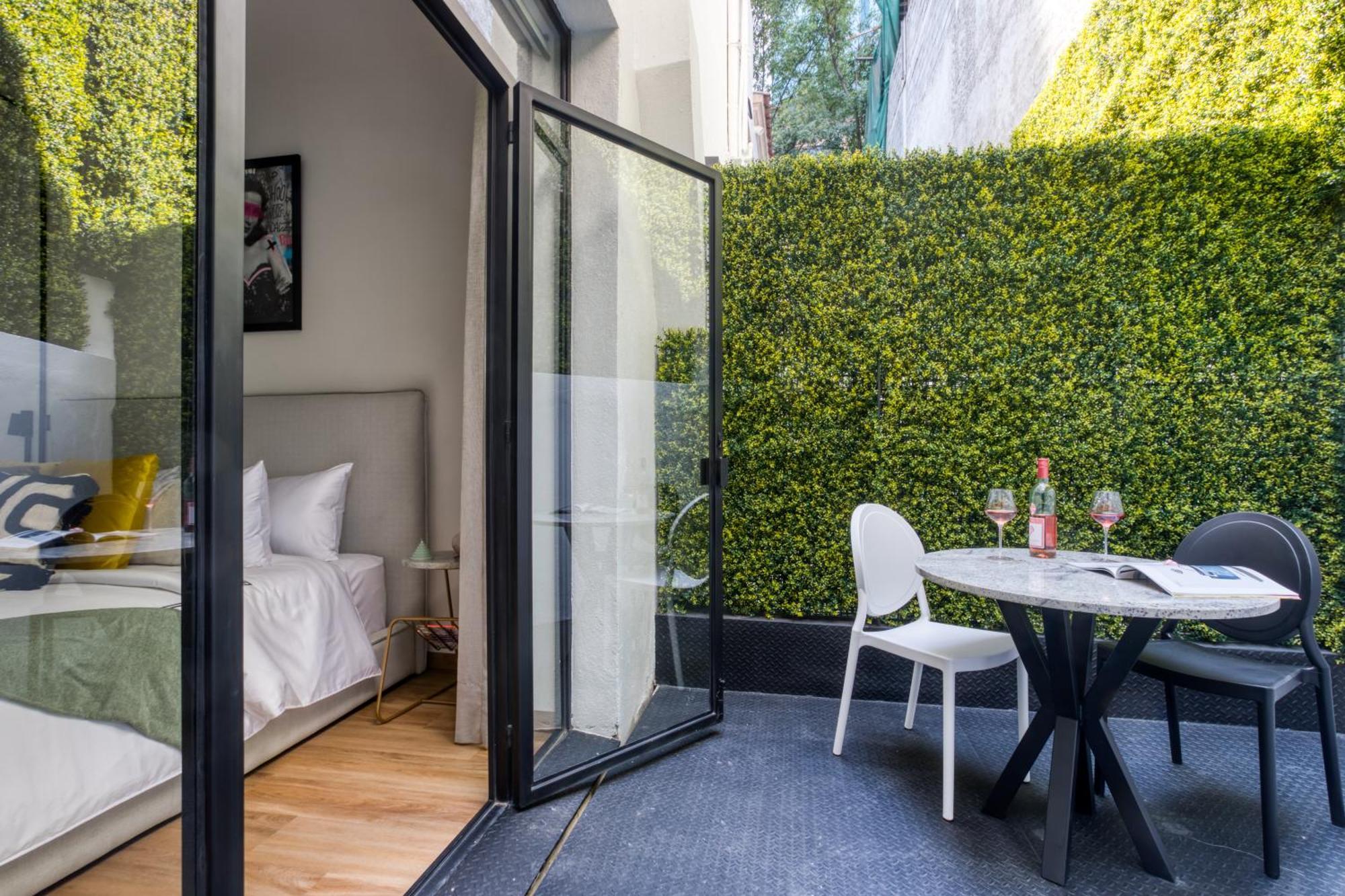 Utopic Campos Eliseos By Uliv Mexico City Room photo