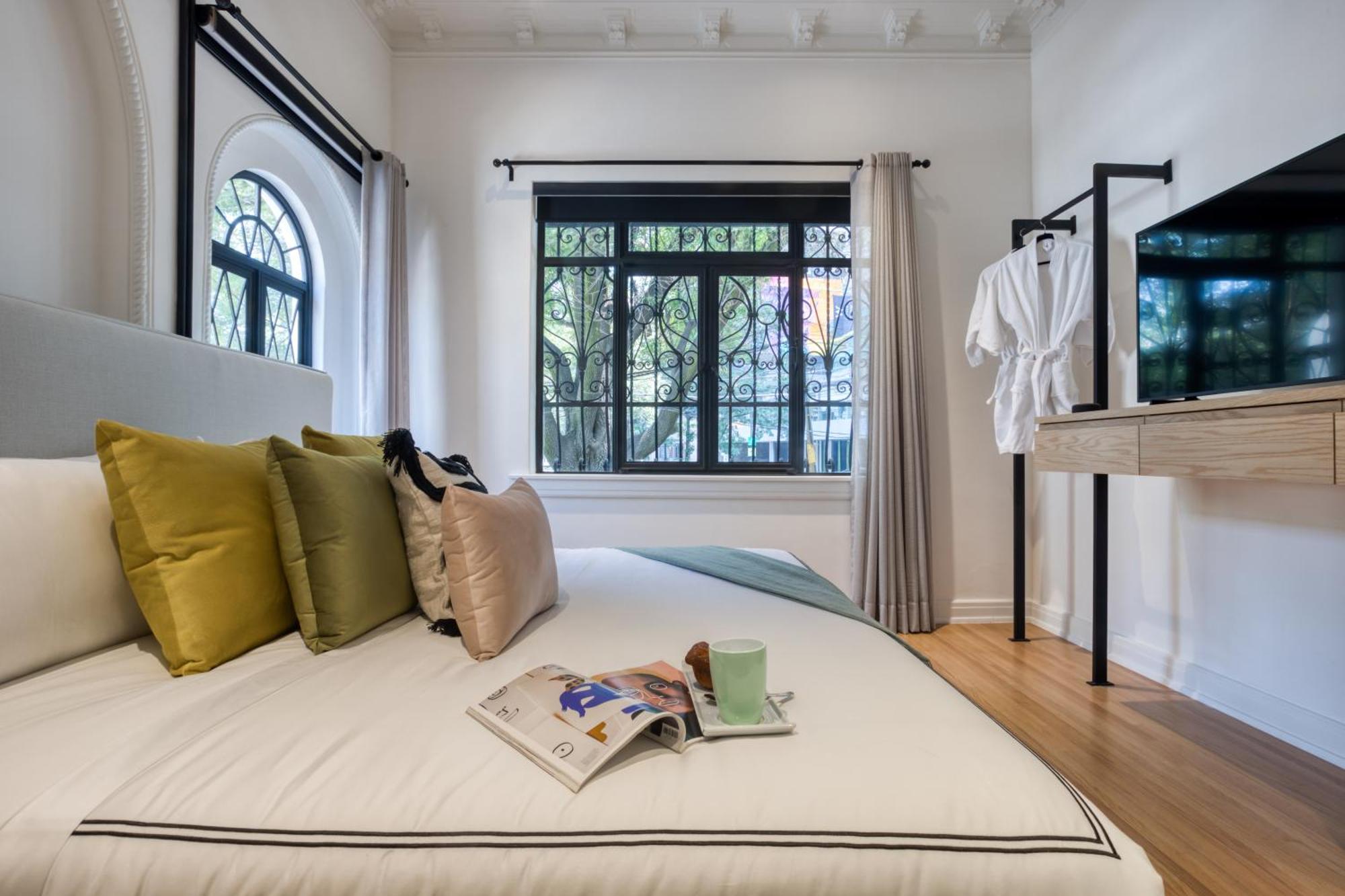 Utopic Campos Eliseos By Uliv Mexico City Room photo