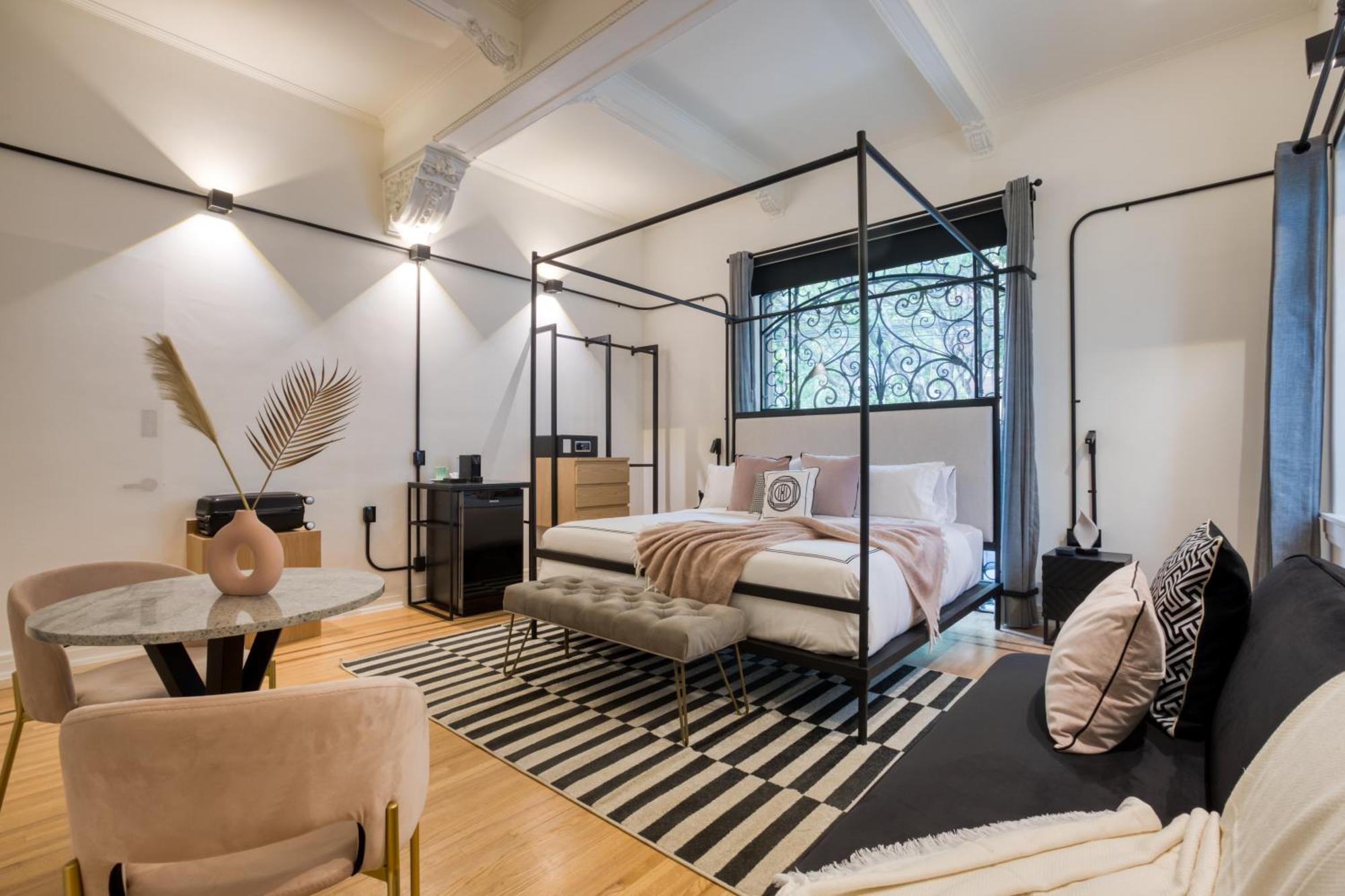 Utopic Campos Eliseos By Uliv Mexico City Room photo