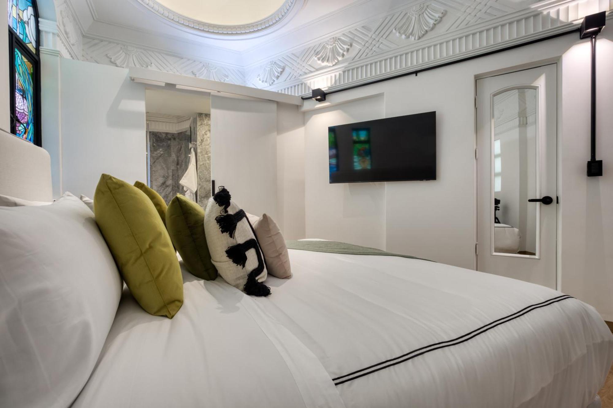 Utopic Campos Eliseos By Uliv Mexico City Room photo